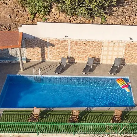 El Aguacate Lanjarón